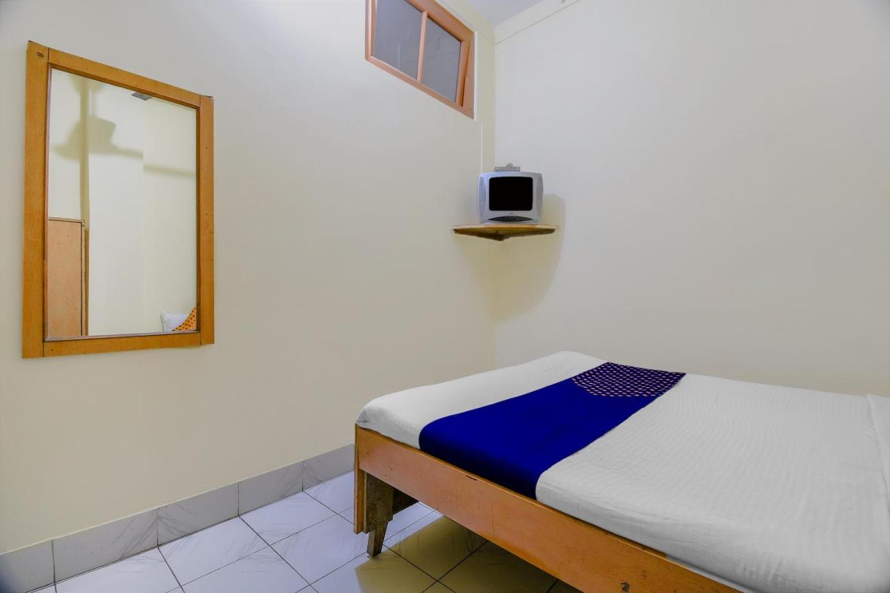 Oyo Flagship 71156 Hotel Jaybee'S Dibrugarh Extérieur photo