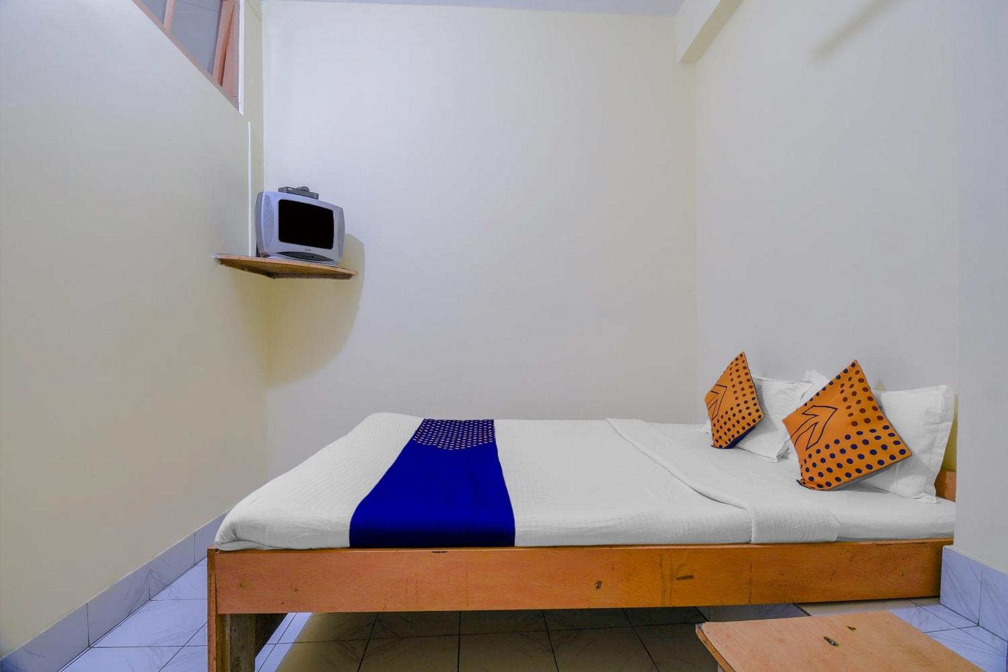 Oyo Flagship 71156 Hotel Jaybee'S Dibrugarh Extérieur photo