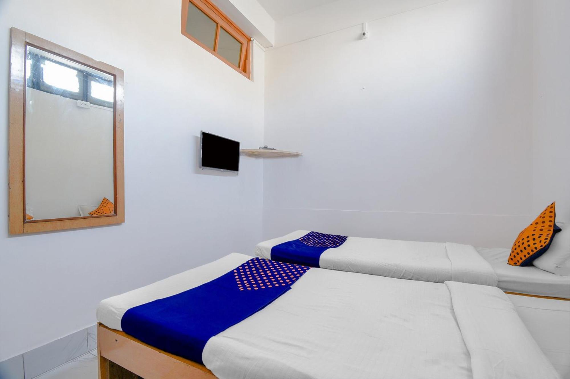 Oyo Flagship 71156 Hotel Jaybee'S Dibrugarh Extérieur photo